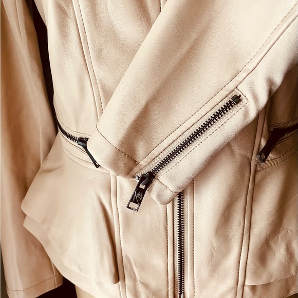 NEW/GILI Faux Leather Blush Zip Jacket W/ Peplem- Sz 2 - Picture 4 of 9